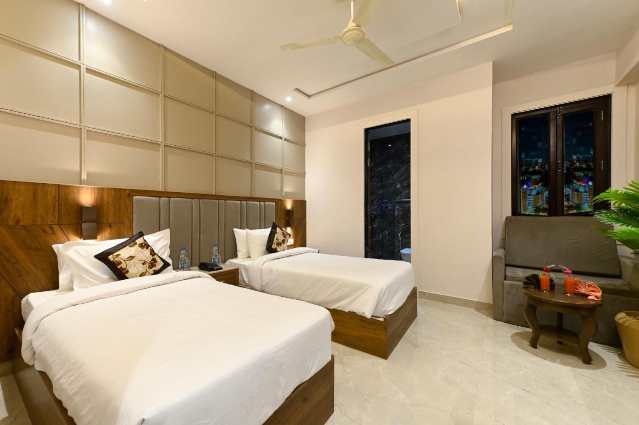 Hotel Avalon Palms Agra Agra  Esterno foto