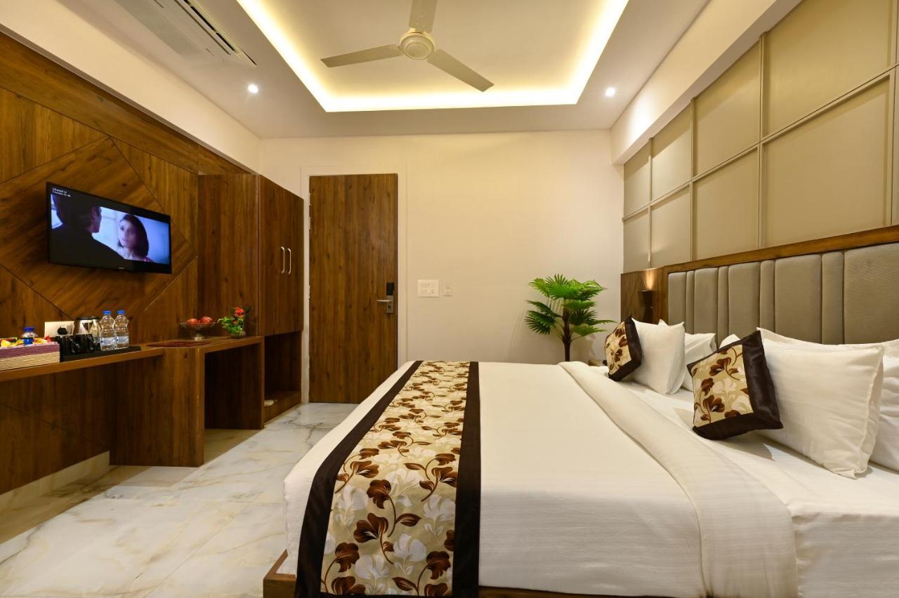 Hotel Avalon Palms Agra Agra  Esterno foto